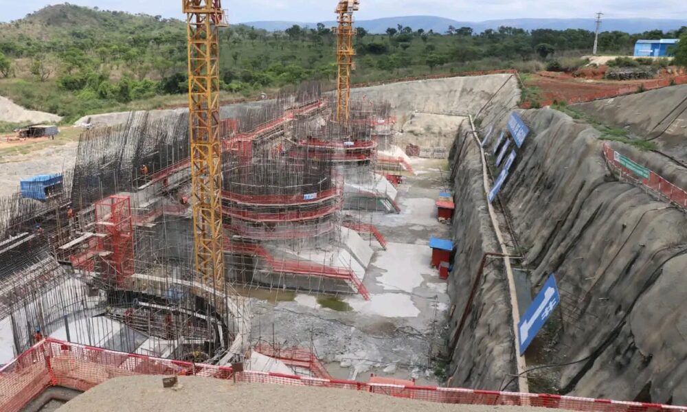 CACULO CABAÇA PREVÊ INJECTAR 2.172 MEGAWATTS NA REDE ELÉCTRICA A PARTIR DE 2027